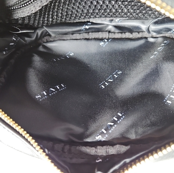STATE BENNETT FANNY BAG IN BLACK - Picture 9 of 10